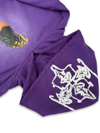 taste of war hoodie (grape)
