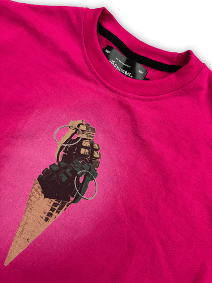 taste of war t-shirt (strawberry)